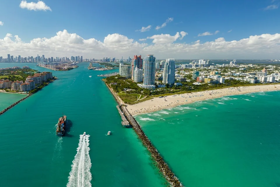Why Foreign Investors Are Flocking to Miami's Luxury Market